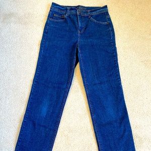 Charter Club Jeans. Size 6 Short